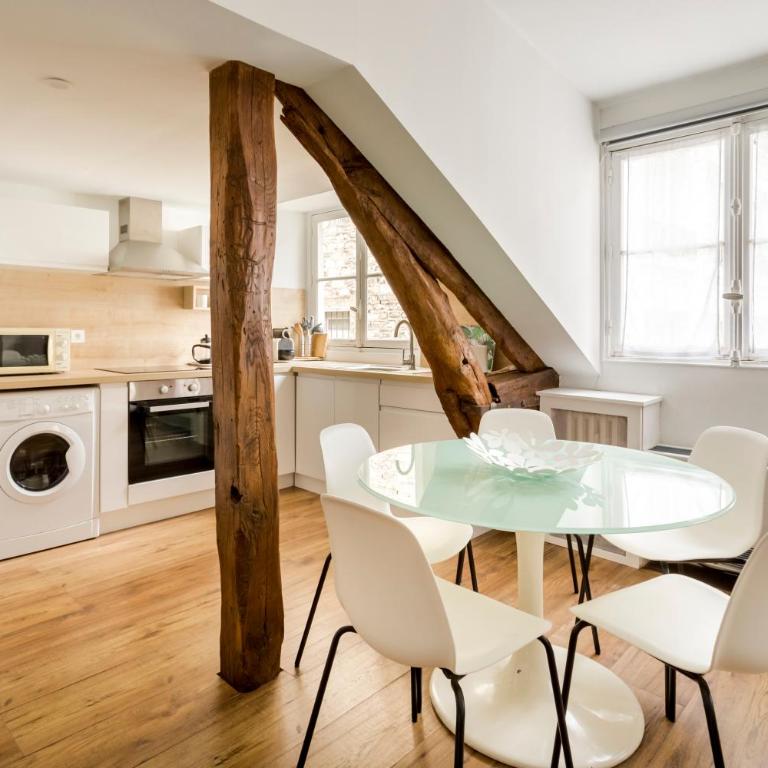 Amazing Artois Champs Elysées - One-Bedroom Apartment - 5