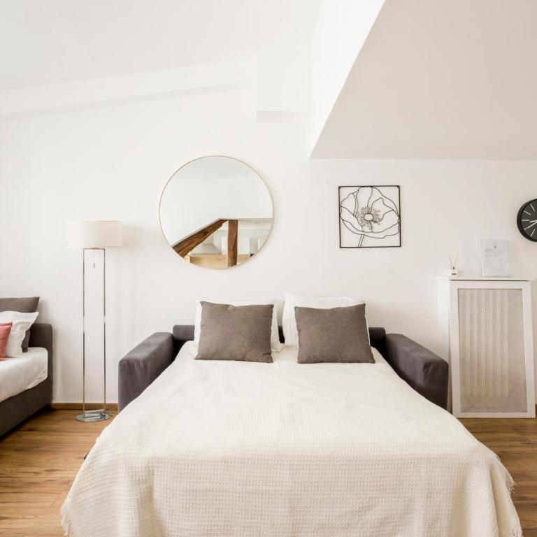 Amazing Artois Champs Elysées - One-Bedroom Apartment - 10
