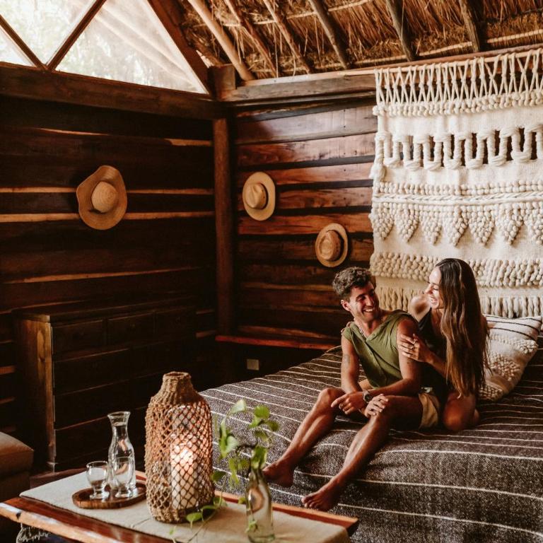 Madre Tierra Eco Habitat - Family Room - 4
