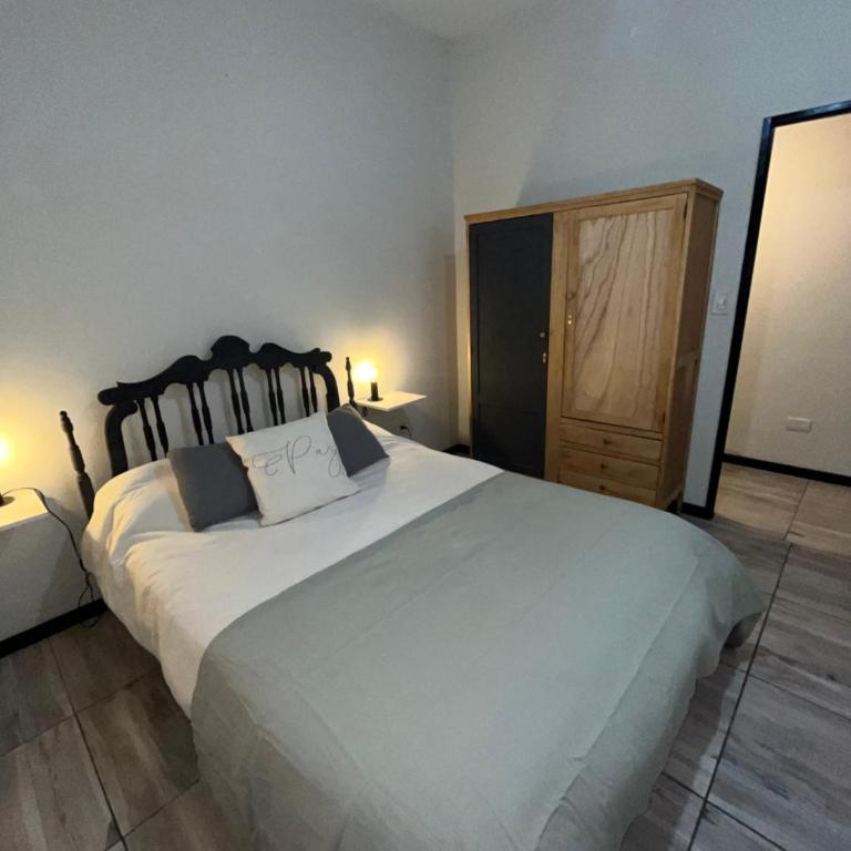 Departamento España a 3 cuadras plaza independencia Mendoza - Apartamento de 2 dormitorios - 8