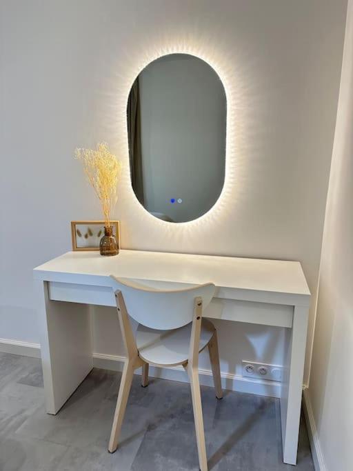 Les Lotus - Joli F2 rénové - Appartement 1 Chambre - 10