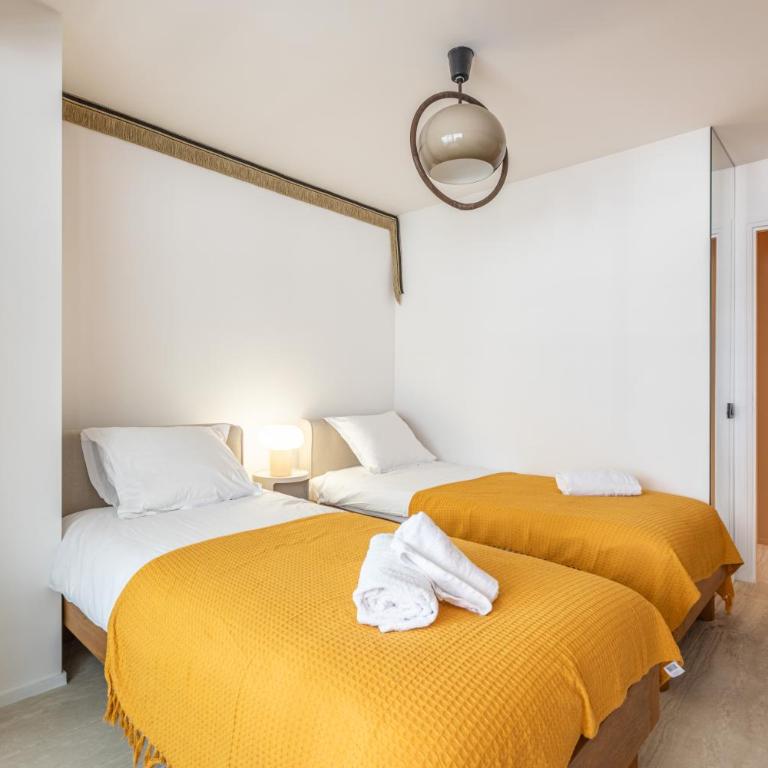 LB Vacation Rentals I A short Stroll to Palais, Beach, Terrace & Seaview - Two-Bedroom Apartment - 30