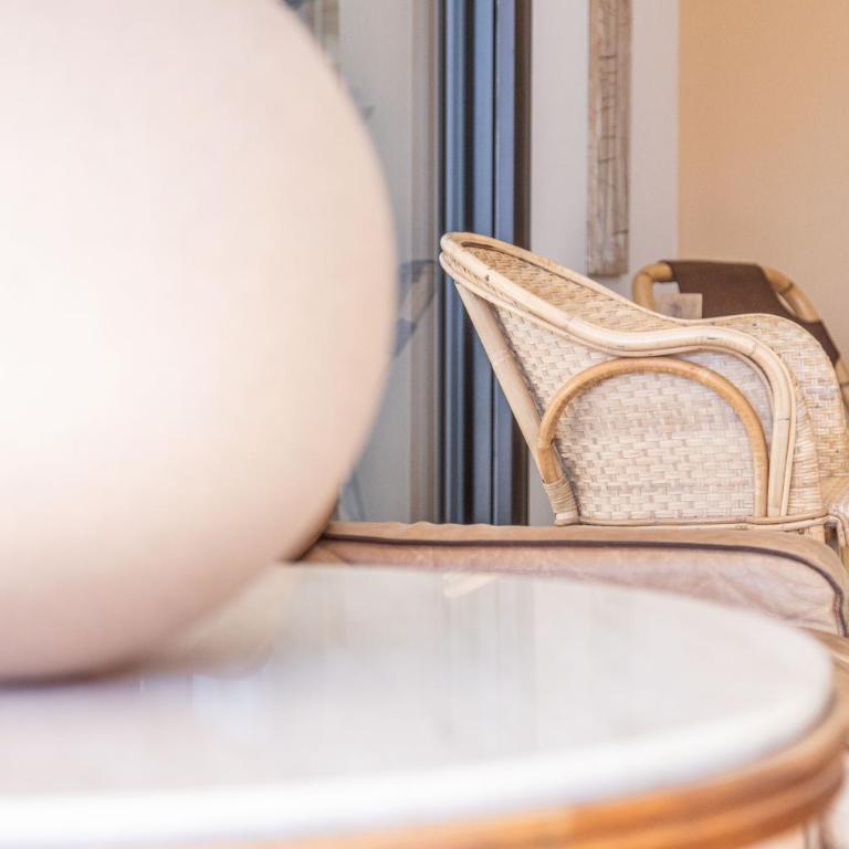 LB Vacation Rentals I A short Stroll to Palais, Beach, Terrace & Seaview - Two-Bedroom Apartment - 45