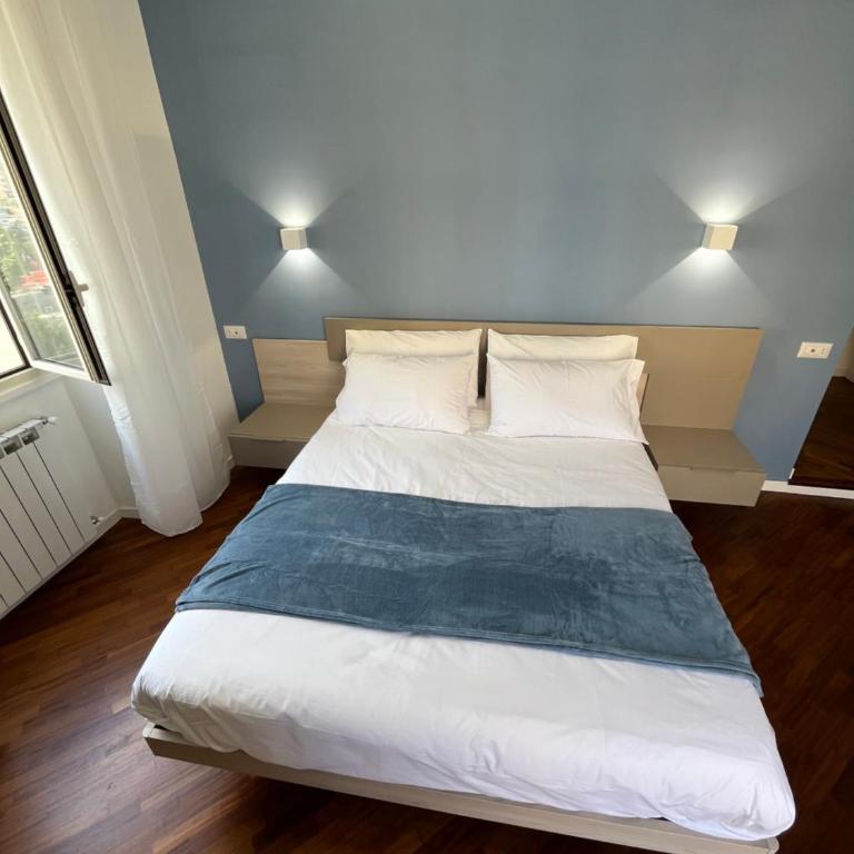 Maison Grimaldi - Camera Tripla Comfort - 9