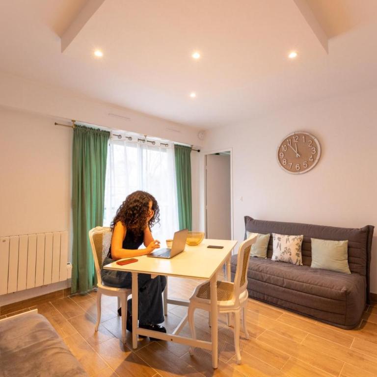 STUDIO COSY - One-Bedroom Apartment - 5