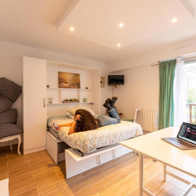 STUDIO COSY - One-Bedroom Apartment - 9