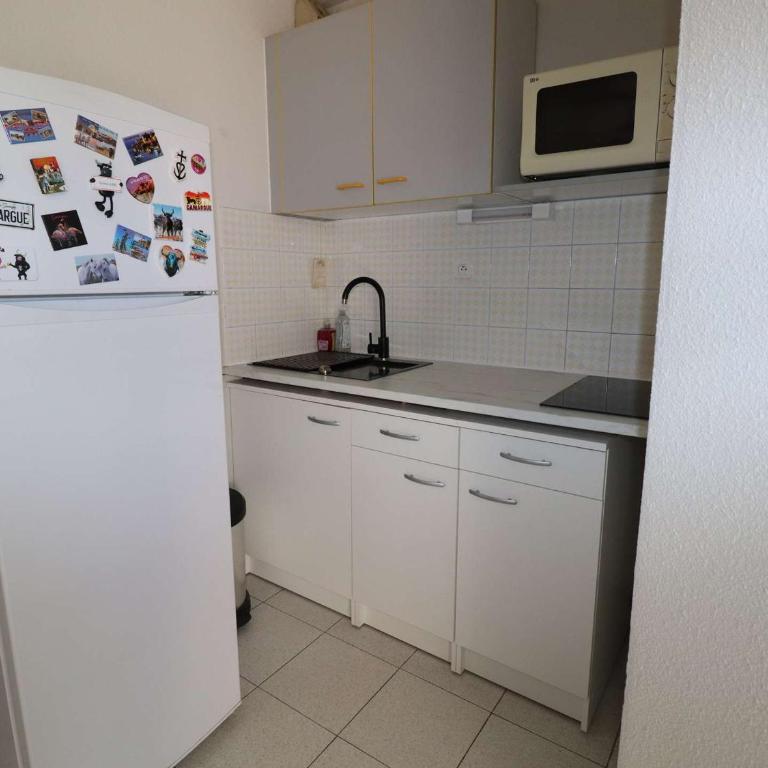 Appartement 2 pièces climatisé avec parking, proche plage - FR-1-307-254 - Apartment - 5