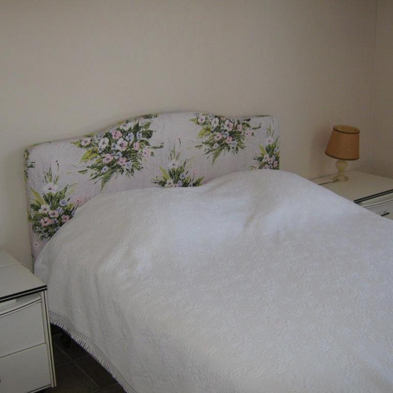 BEAU RIVAGE SAINT RAPHAEL 83700 FRANCE - One-Bedroom Apartment - 6