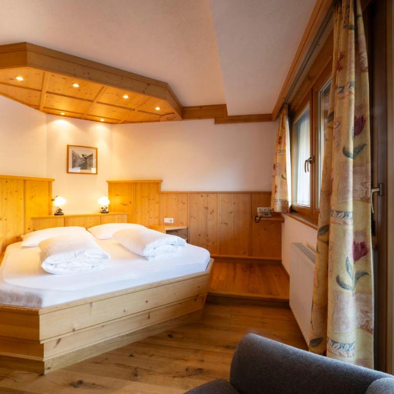 Hotel Bergkranz - Deluxe Doppel-/Zweibettzimmer - 3