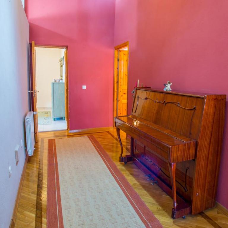 Spacious apartment overlooking Mostar - Apartment with Terrace - 49