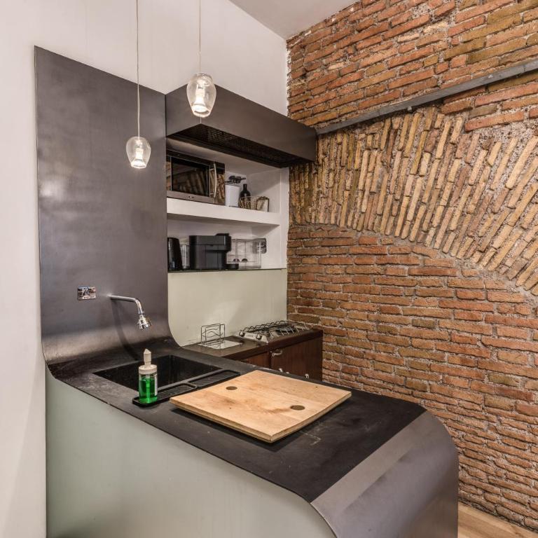 Suite San Calisto Trastevere - by romanhouseit - Appartamento con 1 Camera da Letto - 11