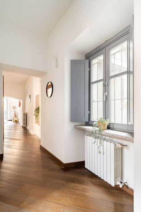 Centro Storico Nido a 147 passi dal Lago Maggiore - Appartamento Superior con 2 Camere da Letto - 13
