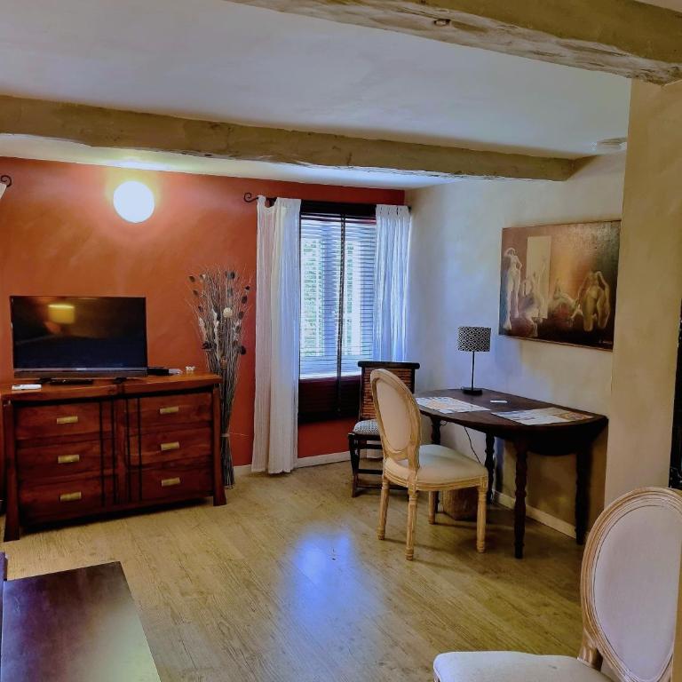 La Bastide Du Vieux Four Bed&Breakfast - Grande Chambre Double - 3