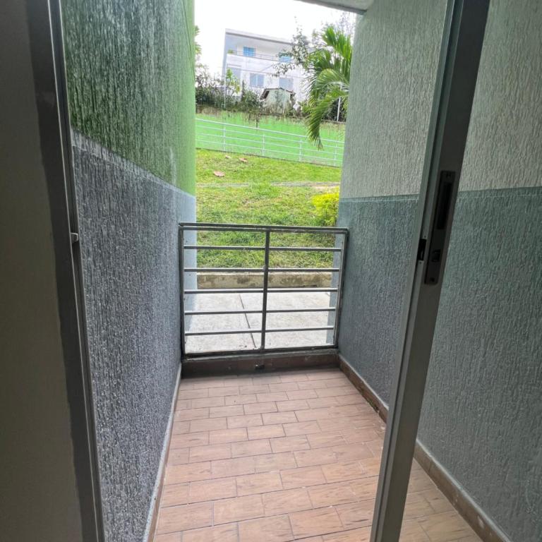 Ibague, Apartamento amoblado, cómodo y bien ubicado cerca al centro comercial la estación - Apartamento de 3 dormitorios - 3
