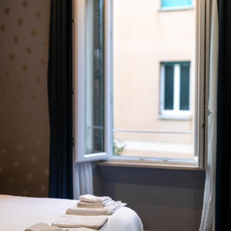 SABA SUITE ROMA - Camera Matrimoniale con Bagno Privato - 3