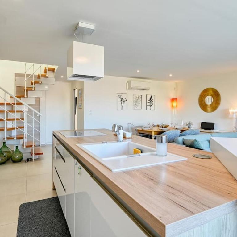 New Coup de cœur Duplex standing vue mer jacuzzi - Appartement - 41