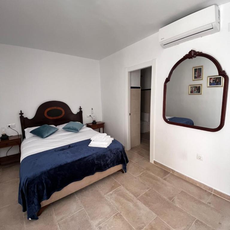 Shanti’s Andalusian Rooms - Habitación Doble con balcón - 11