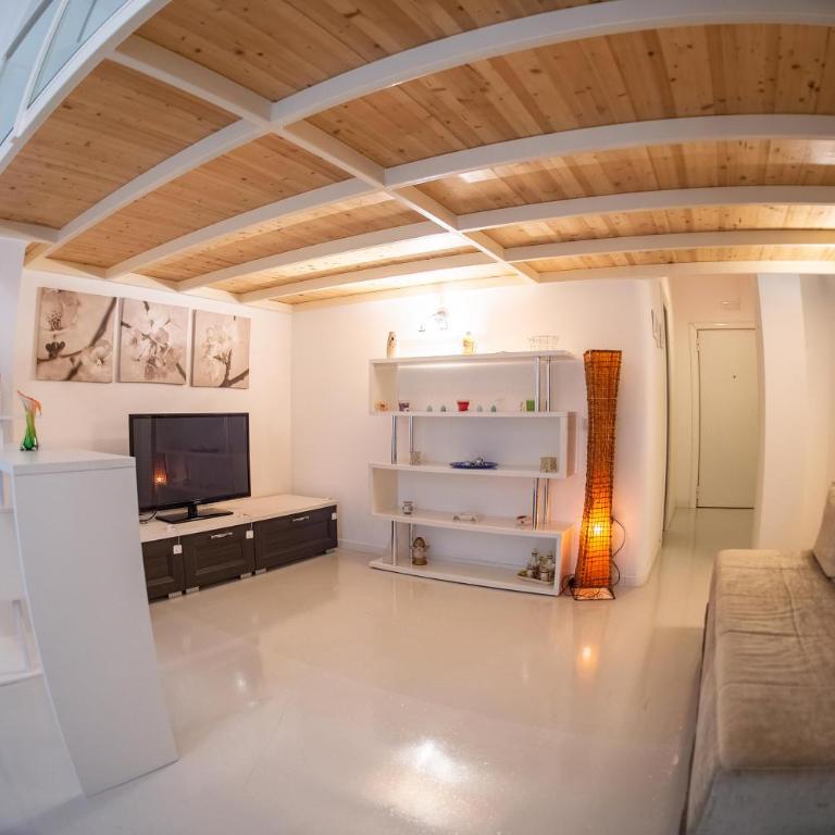 ANGEL WHITE LOFT SALERNO - Appartamento con 1 Camera da Letto - 3