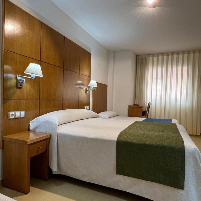 Hotel Tio Pepe - Habitación Familiar (2 adultos y 2 niños) - 5