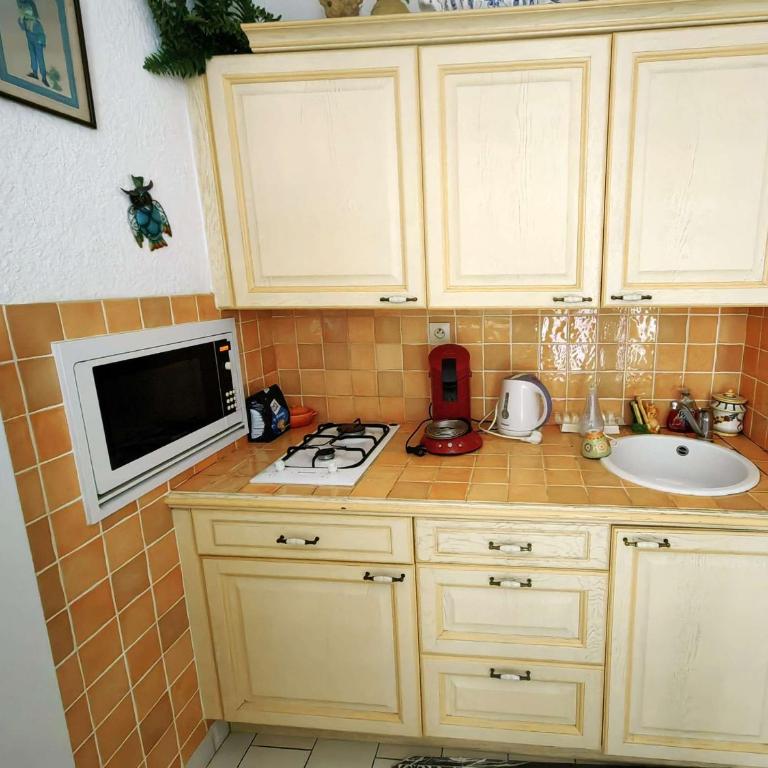 T3 spacieux, 6 pers., jardin et parking, quartier calme - FR-1-607-106 - Appartement (6 Adultes) - 23