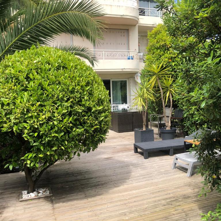 Stylish Cannes Apartment,only 60m to Sandy Beach, Privat 80m2 Garden, Central Location - Appartement - Vue sur Jardin - 8