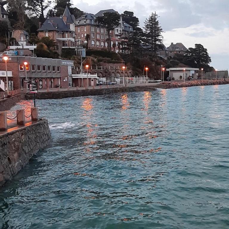 DANS LES BRAS DE NEPTUNE - Plage de TRESTRAOU - Piscine - 4 à 5 personnes - Appartamento con 1 Camera da Letto - 15