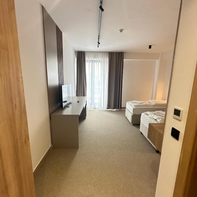 Hotel Suljovic - Chambre Triple avec Balcon - 7