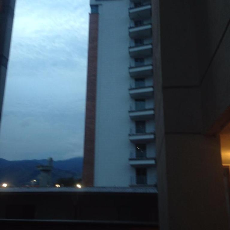 Apartamento familiar de 2 alcobas con parquedero estadio Laurles plaza mayor - Apartamento de 2 dormitorios - 35