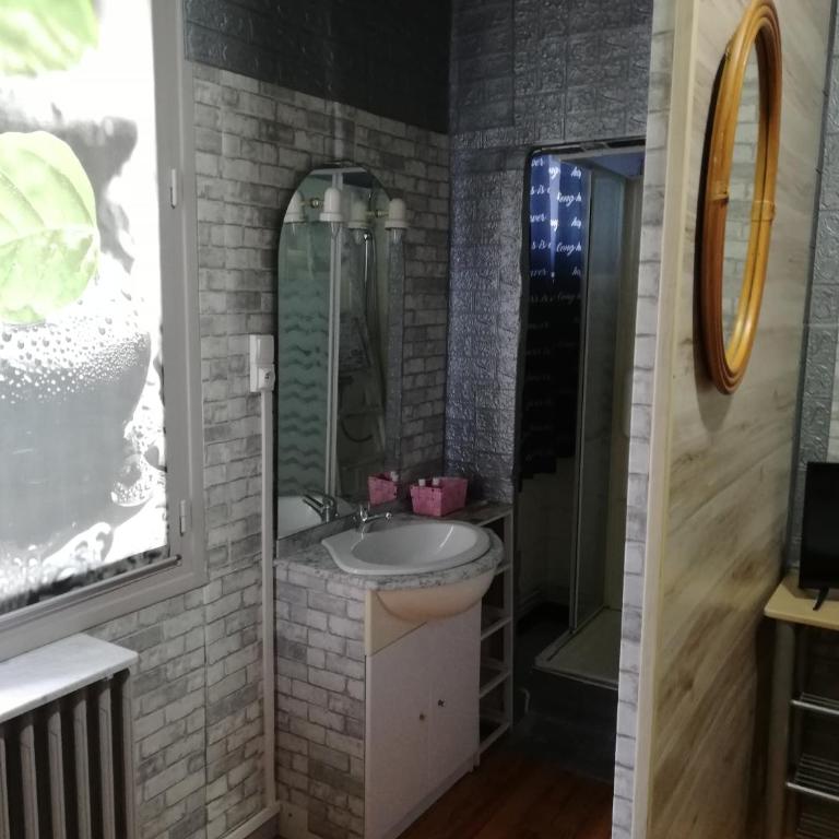 Chambre avec douche - Chambre Double - 4