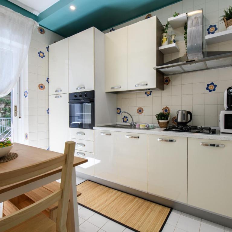 Testa's house Sorrento - Two-Bedroom Apartment - 12