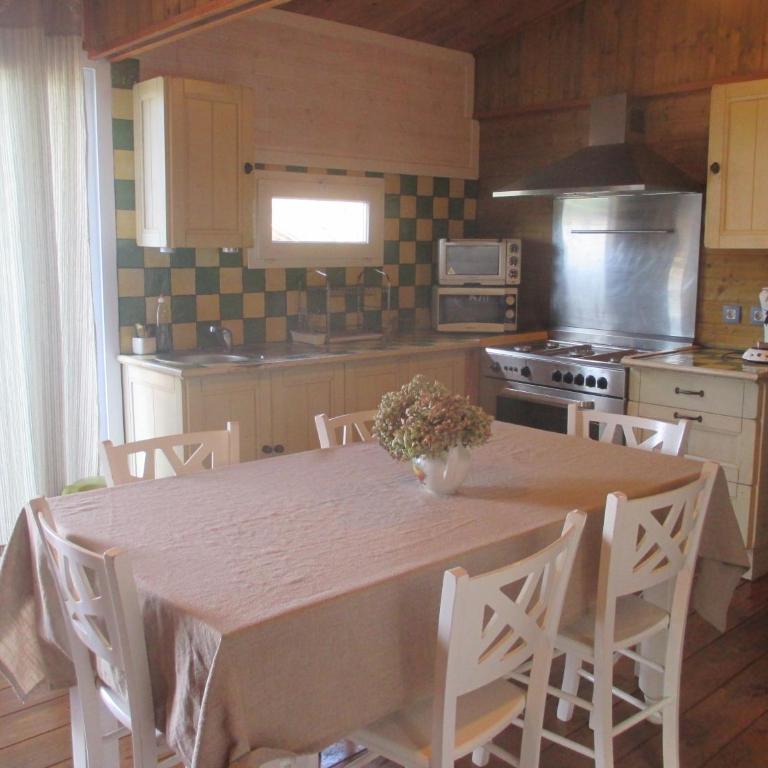 Torrenaps - Two-Bedroom House - 8
