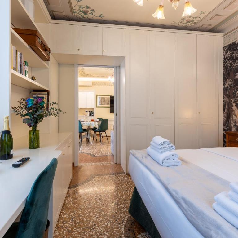 BolognaRoomscom - Villa Bottrigari - Appartamento con Balcone - 12