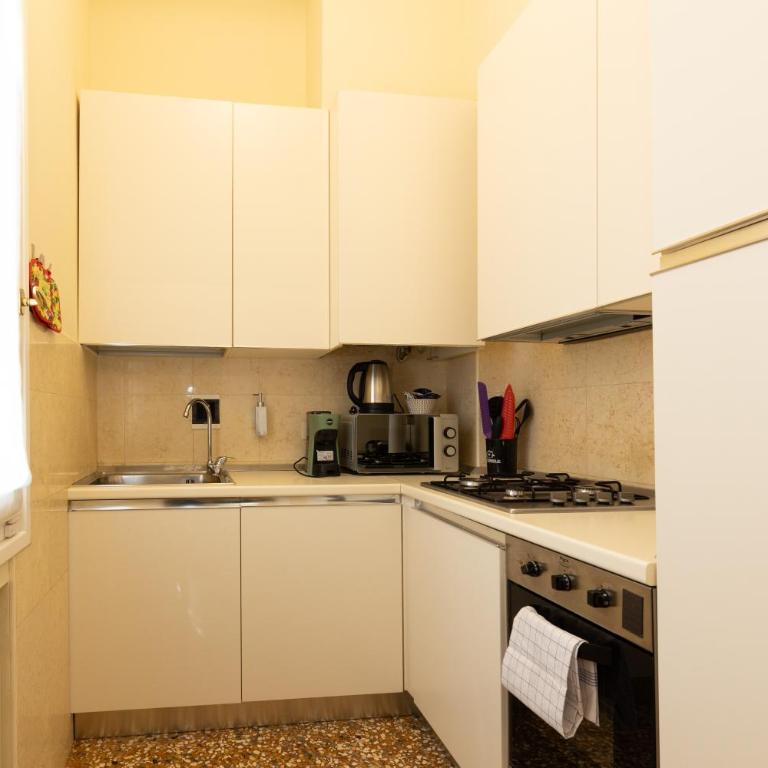 BolognaRoomscom - Villa Bottrigari - Appartamento con Terrazza - 4