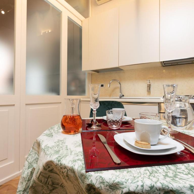 BolognaRoomscom - Villa Bottrigari - Suite Queen con Vasca Idromassaggio - 8