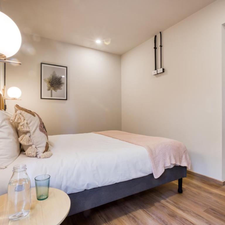VICENTE SUAREZ By Mr W - One-Bedroom Apartment - 7
