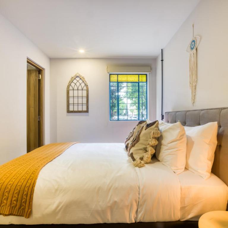 VICENTE SUAREZ By Mr W - Two-Bedroom Apartment - 6