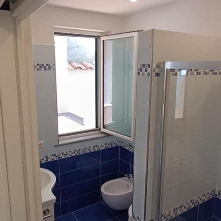 Amalfi Montemare Rooms - Camera Matrimoniale con Vista Mare - 8