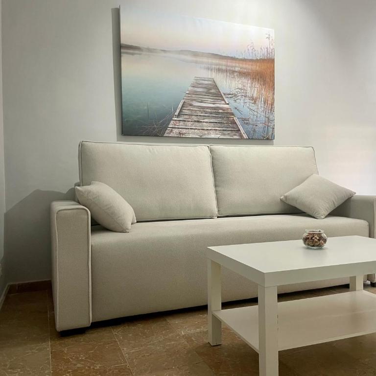 PISO EN EL CENTRO DE HUELVA SILENCIOSO Y CON GRAN PATIO, Calle La Paz - Apartamento Superior - 1