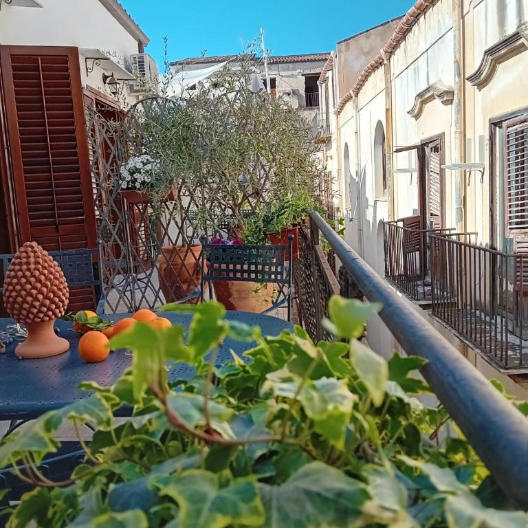 Penthouse Luxury Quattro Canti - Duplex Apartment with Terrace - 28