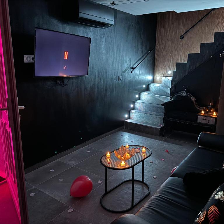 Logement atypique calme et discret - Villa con 1 Camera da Letto - 4