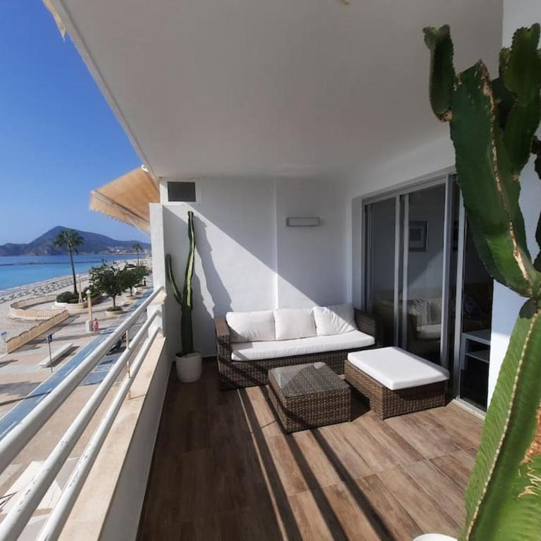 Apartamento con acceso directo al mar en Altea y parking - Apartamento de 2 dormitorios - 3