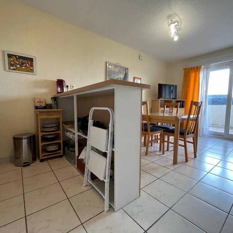 Appartement spacieux 6 pers. à Publier avec parking et balcon - Appartement 2 Chambres - 5