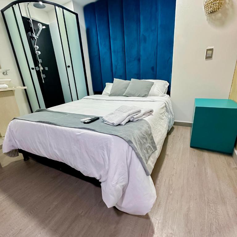 Orbe Hotel Medellín - Habitación Doble Superior - 4