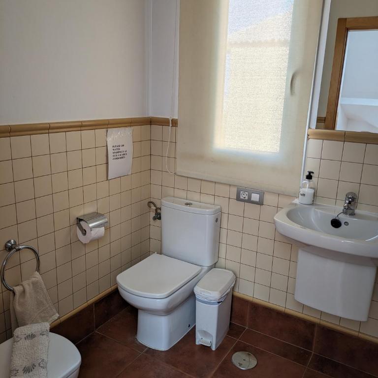 Luxury Villa with heated pool in Corralejo - Three-Bedroom Villa - 9