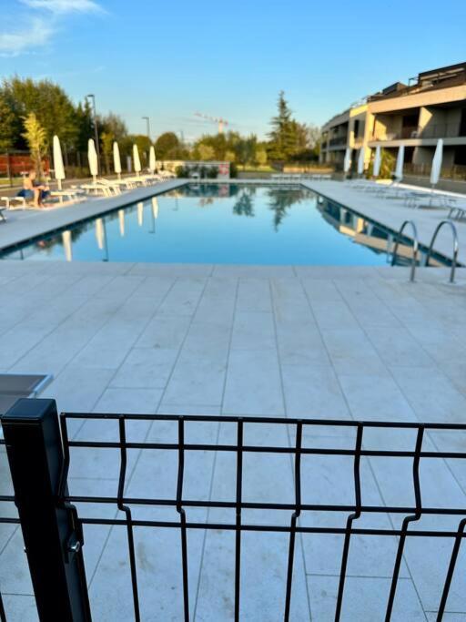 Poolvision Apartment - Two-Bedroom Apartment - 42