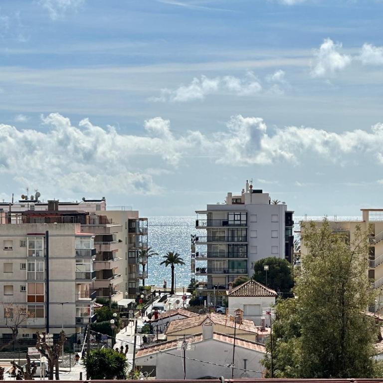 Home Torre Vella Salou - Apartamento de 2 dormitorios con vistas a la ciudad - 3