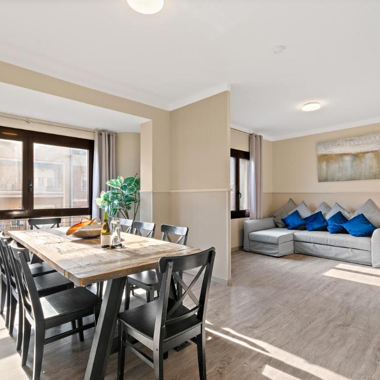 Suite Home Sagrada Familia - Three-Bedroom Apartment (8 Adults) - 1