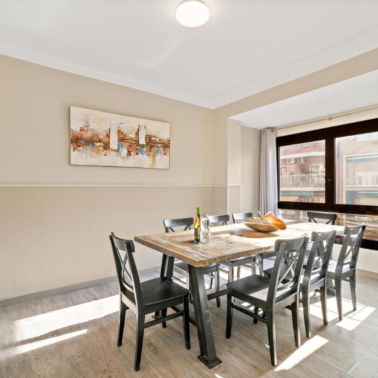 Suite Home Sagrada Familia - Three-Bedroom Apartment (8 Adults) - 2