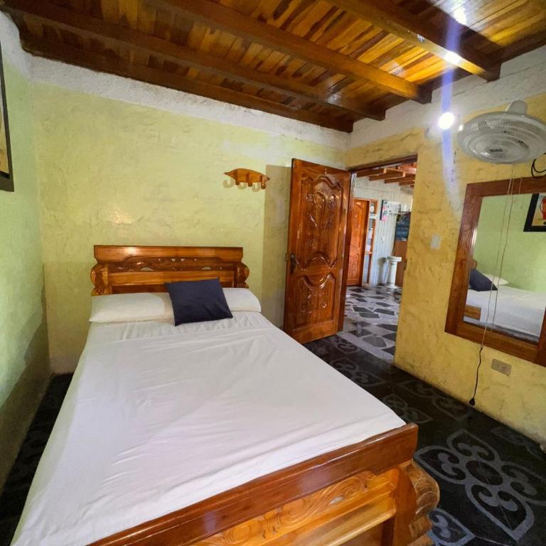 Hostal Vista Hermosa - Economy Twin Room - 1