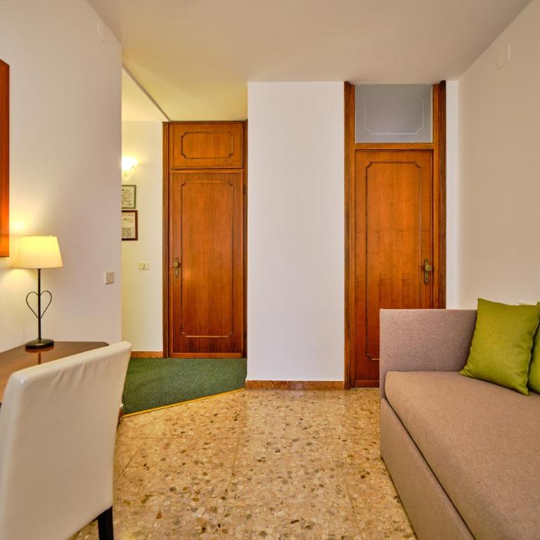 Piccolo Hotel - Junior Suite - 8